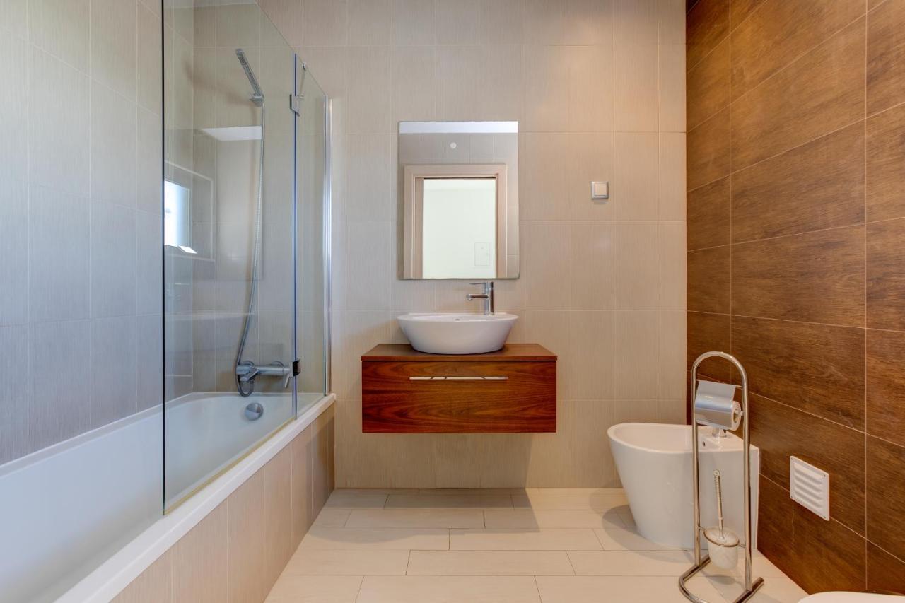 One Bedroom Apartment In Albur Village 1A Алвор Екстериор снимка